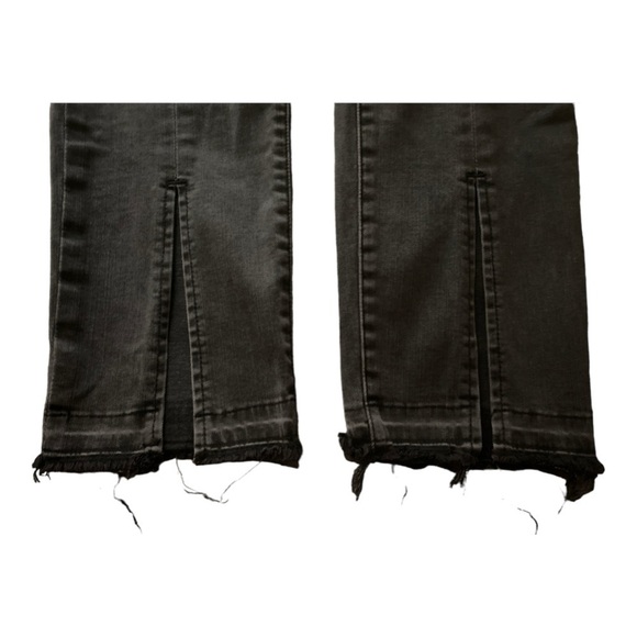 FRAME jeans, black, 30, raw hem, front slit on each leg, Le Nouveau Straight. - Picture 3 of 7